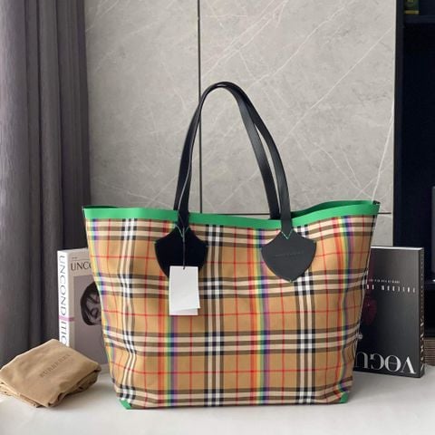 Burberry 4078766