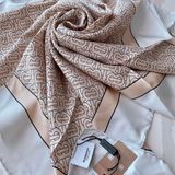 Khăn Burberry 80155081