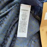 Khăn Burberry 80190281