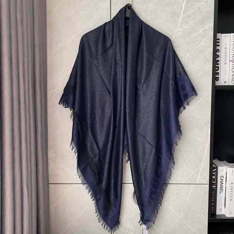 Khăn Burberry 80190281