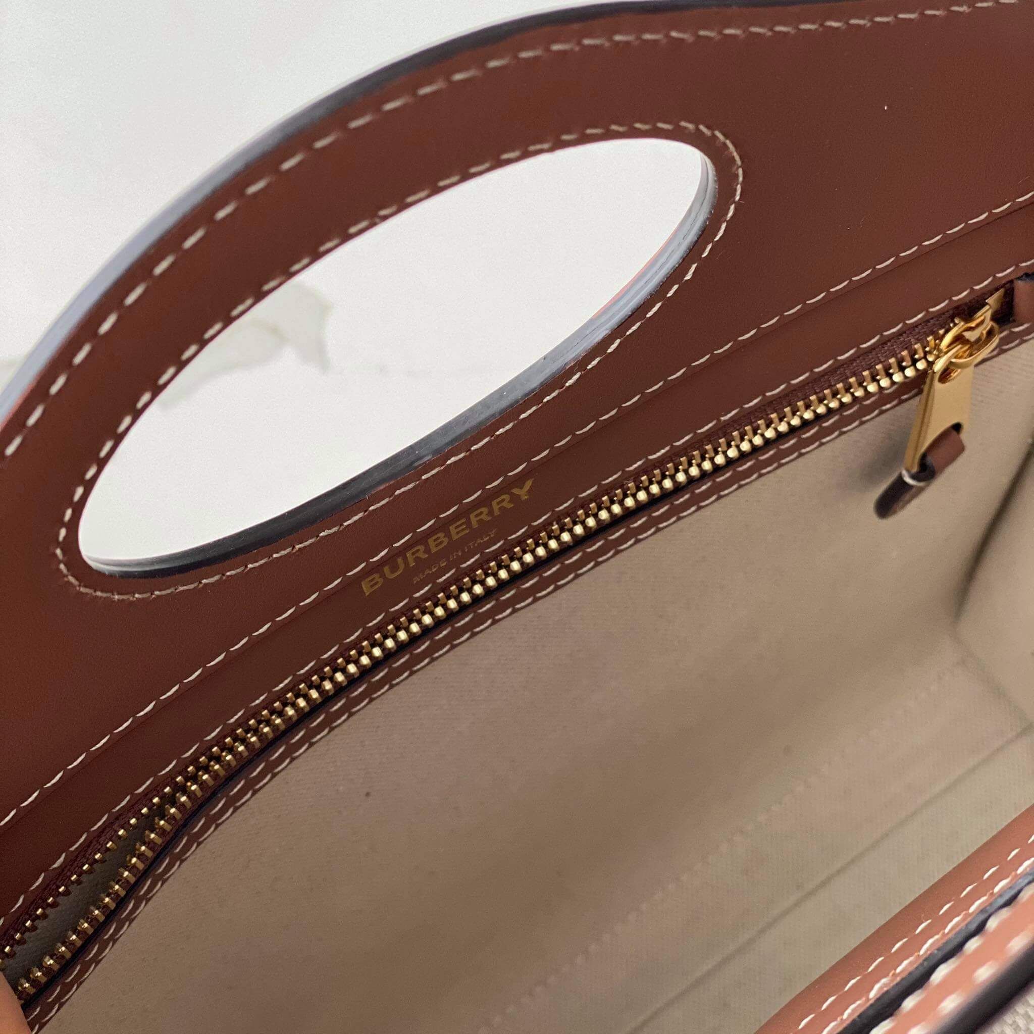 Burberry 80317461 ACAuthentic