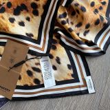 Khăn Burberry 8034361