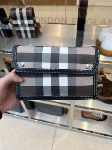 Burberry 80392131