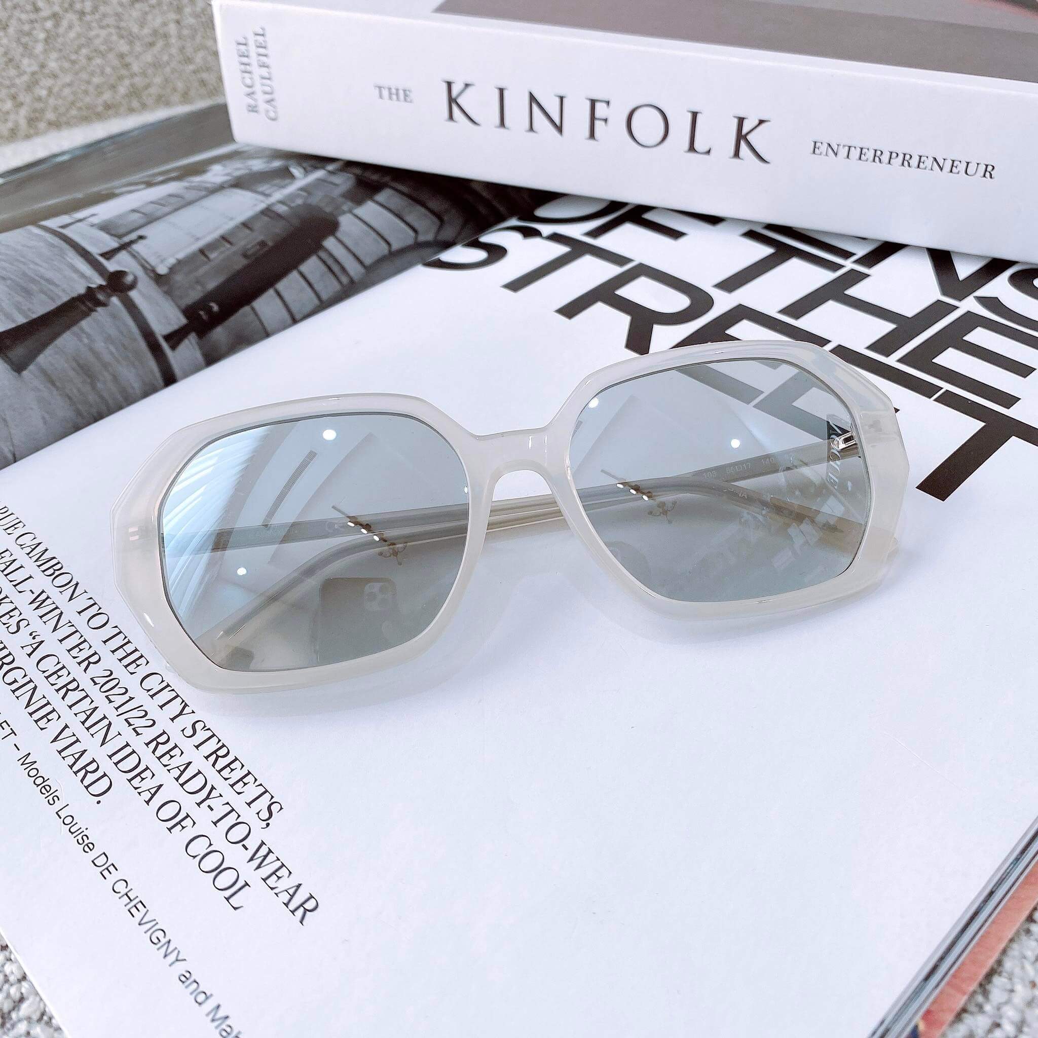 Kính Mắt Calvin Klein CK18535S 103