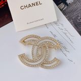 Cài áo Chanel A64746 Y02003 Z2800