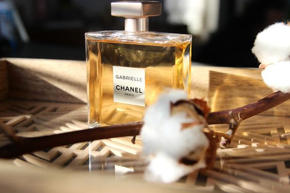 GABRIELLE CHANEL ESSENCE EAU DE PARFUM DẠNG XỊT  100 ml  CHANEL