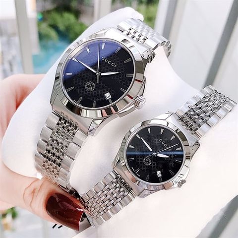Đồng hồ Gucci YA1264106 vs YA1265006 G-Timeless couple