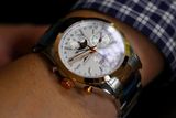 Đồng hồ Longines Conquest Classic Chronograph Moonphase L2.798.5.72.7 ( L27985727 )