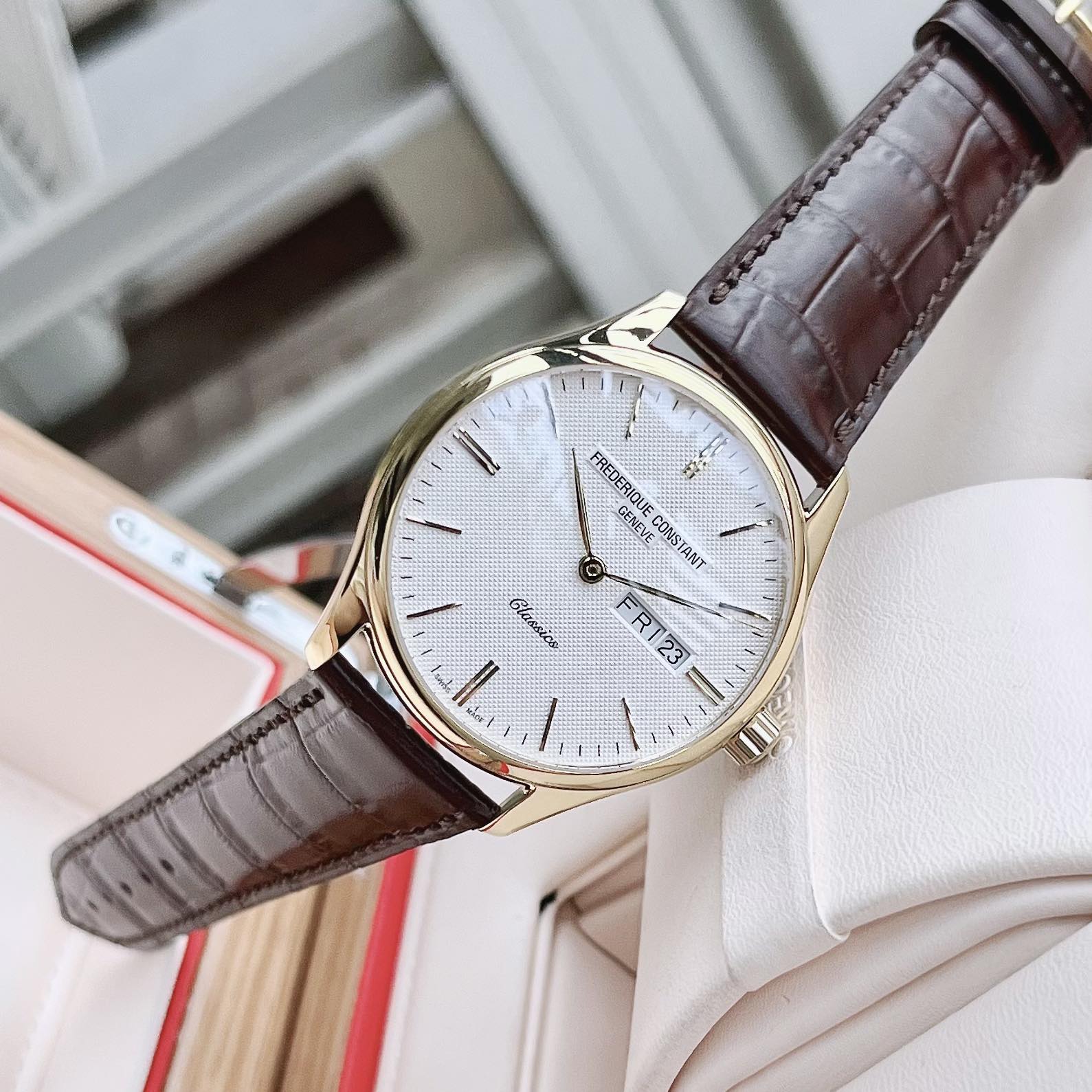 Frederique Constant FC-225ST5B5