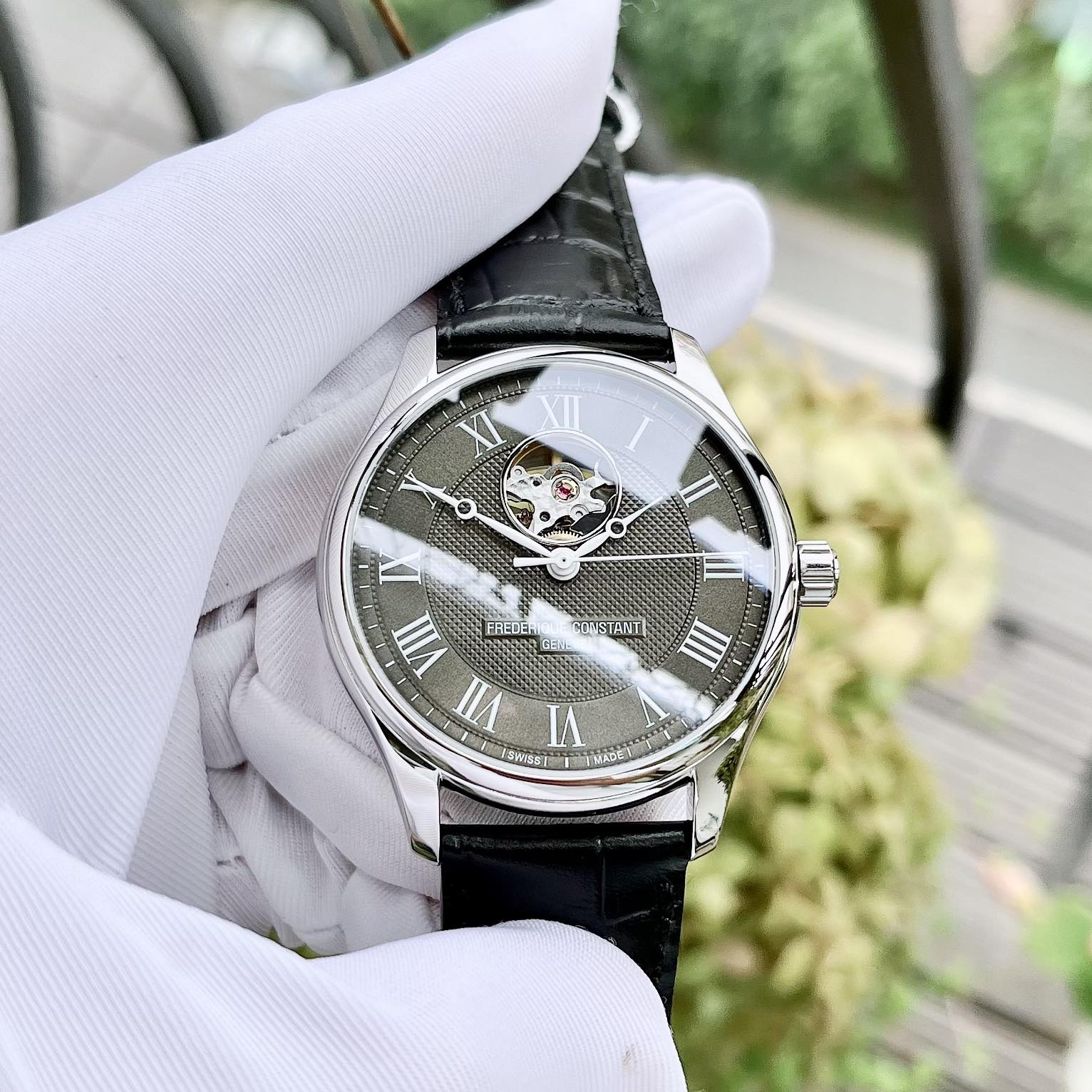 Frederique Constant Open Heart FC-310MCK5B6