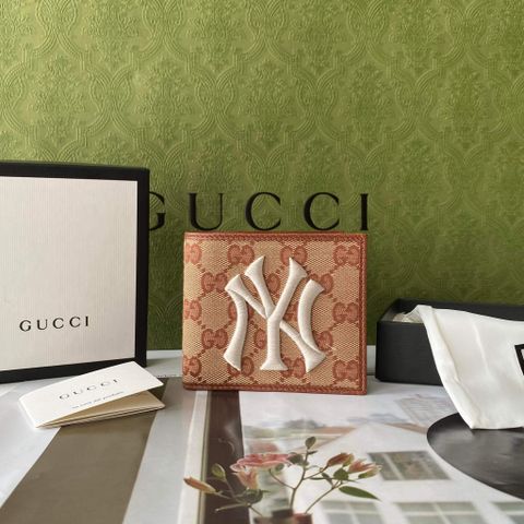 Ví Gucci 5477879Y9ET9573