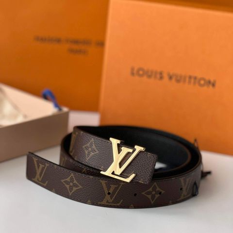 Louis Vuitton M0565V