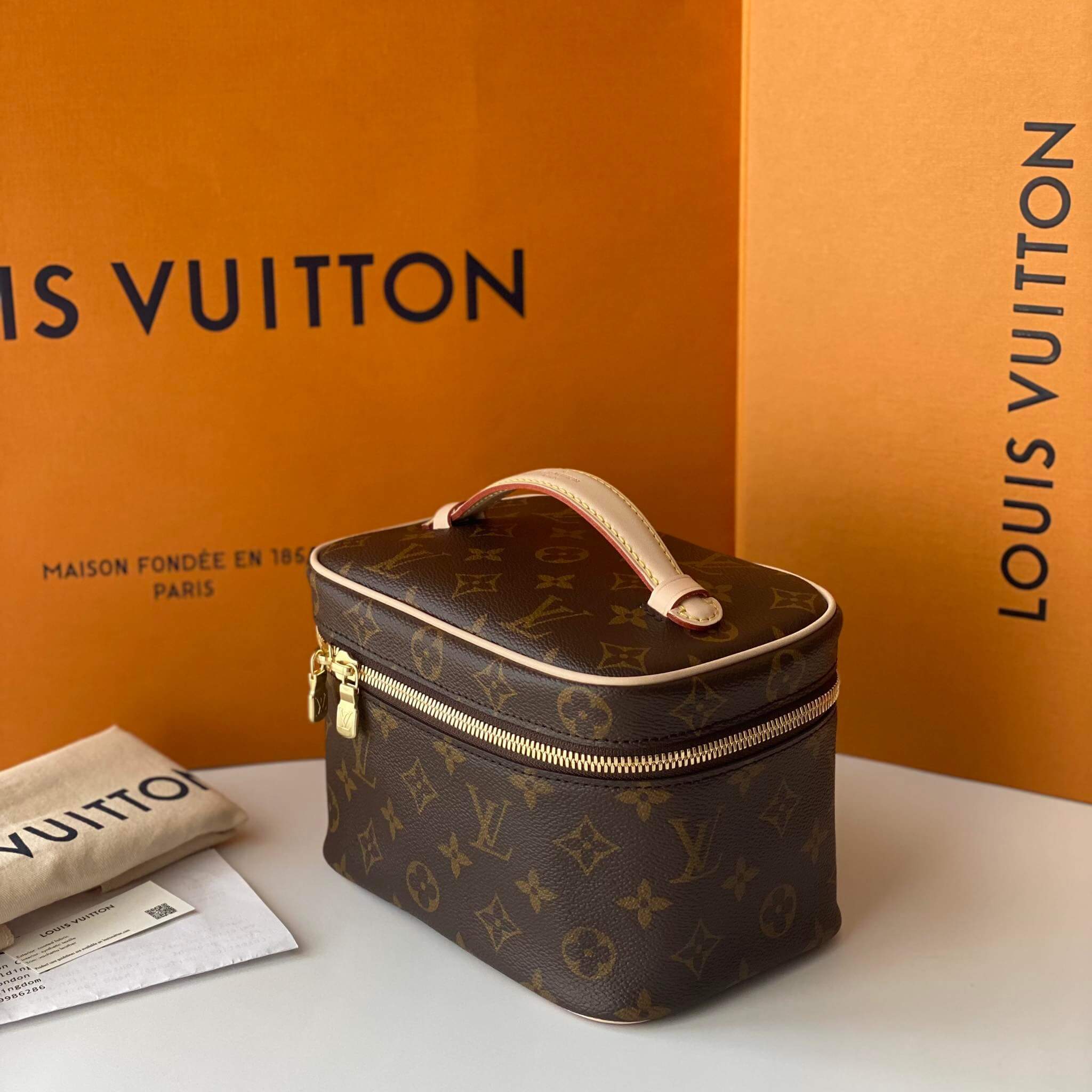 Black Checkered LV Louis Vuitton Luxury High End Airpods Pro Case  Royalty  High Fashion