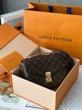 Louis Vuitton M44875