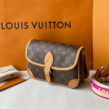 Túi Xách Louis Vuitton M46049