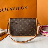 Túi Xách Louis Vuitton M46049