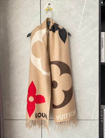 Khăn Louis Vuitton M76382