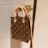 Louis Vuitton M81295