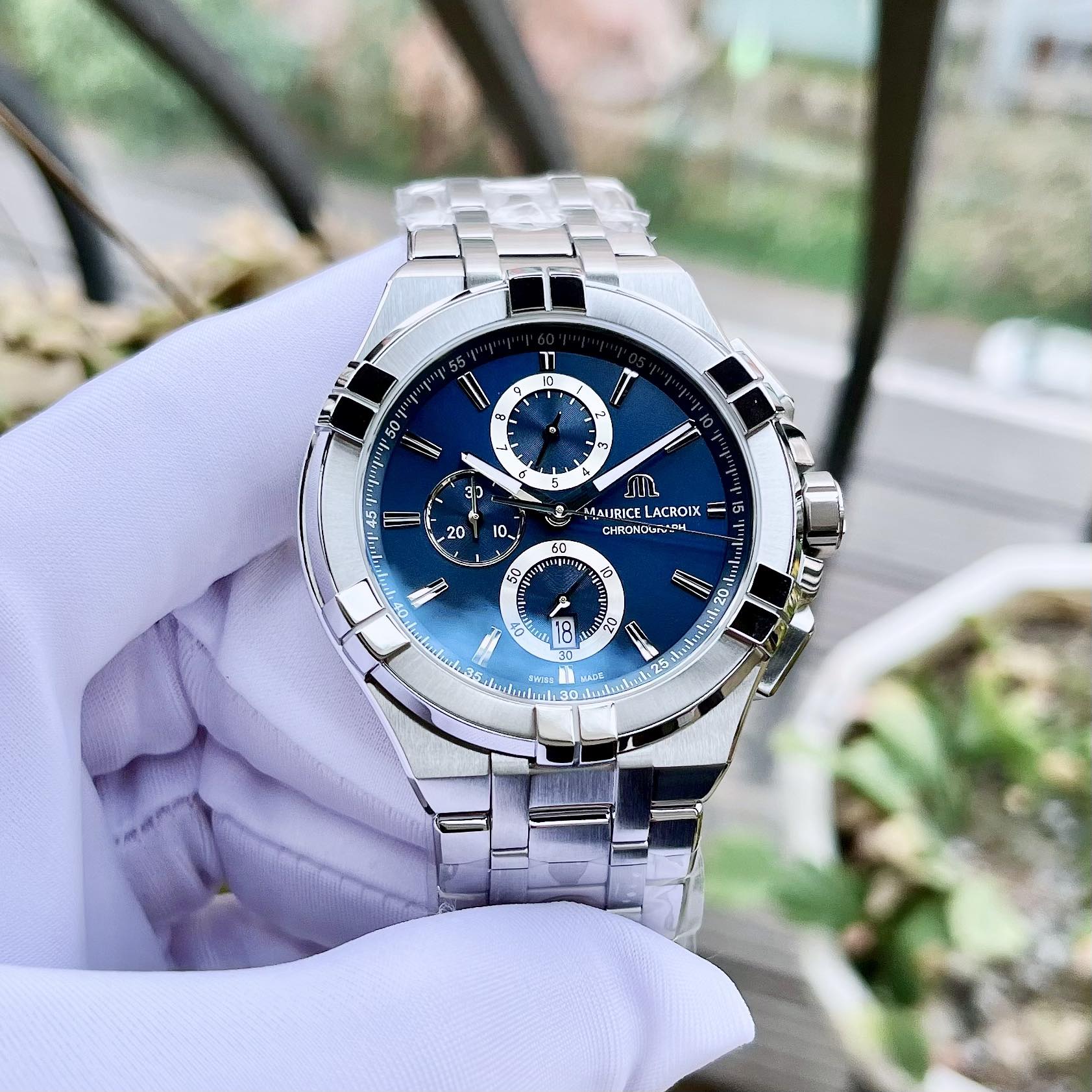 Maurice Lacroix AI1018 SS002 430 1 ACAuthentic