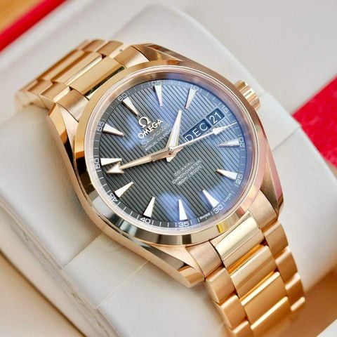 Omega Seamaster 231.50.39.22.06.001  Aqua Terra 150M Co-Axial Annual Calendar 18K Rose Gold 39mm