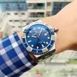 Đồng hồ Maurice Lacroix Ventuner Blue AI6058-SS002-430-1