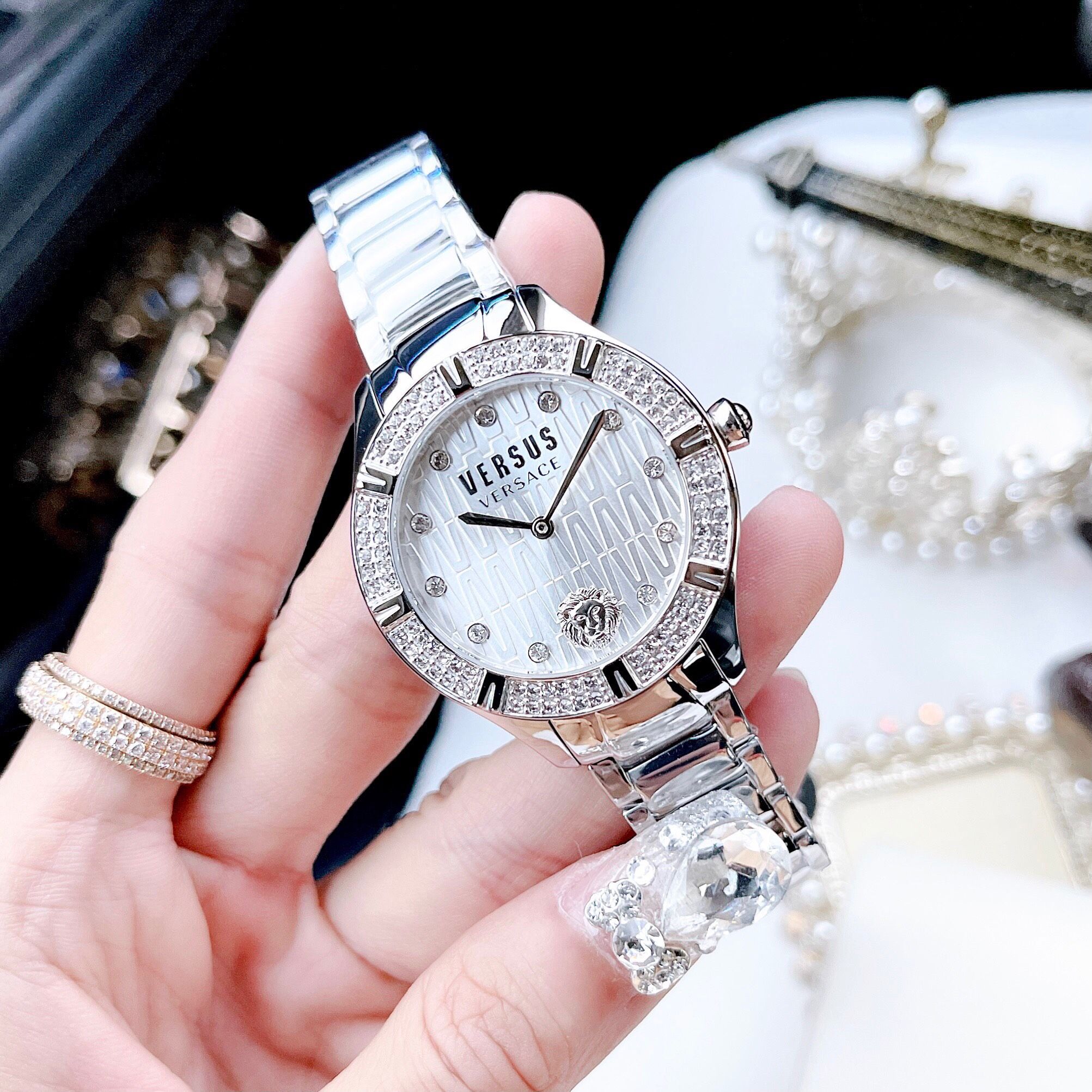Đồng hồ nữ versus Versace VSP262119 canton road dây bạc – ACAuthentic