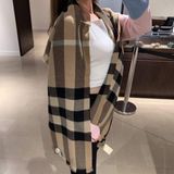 Khăn Burberry sọc unisex