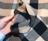 Khăn Burberry sọc unisex