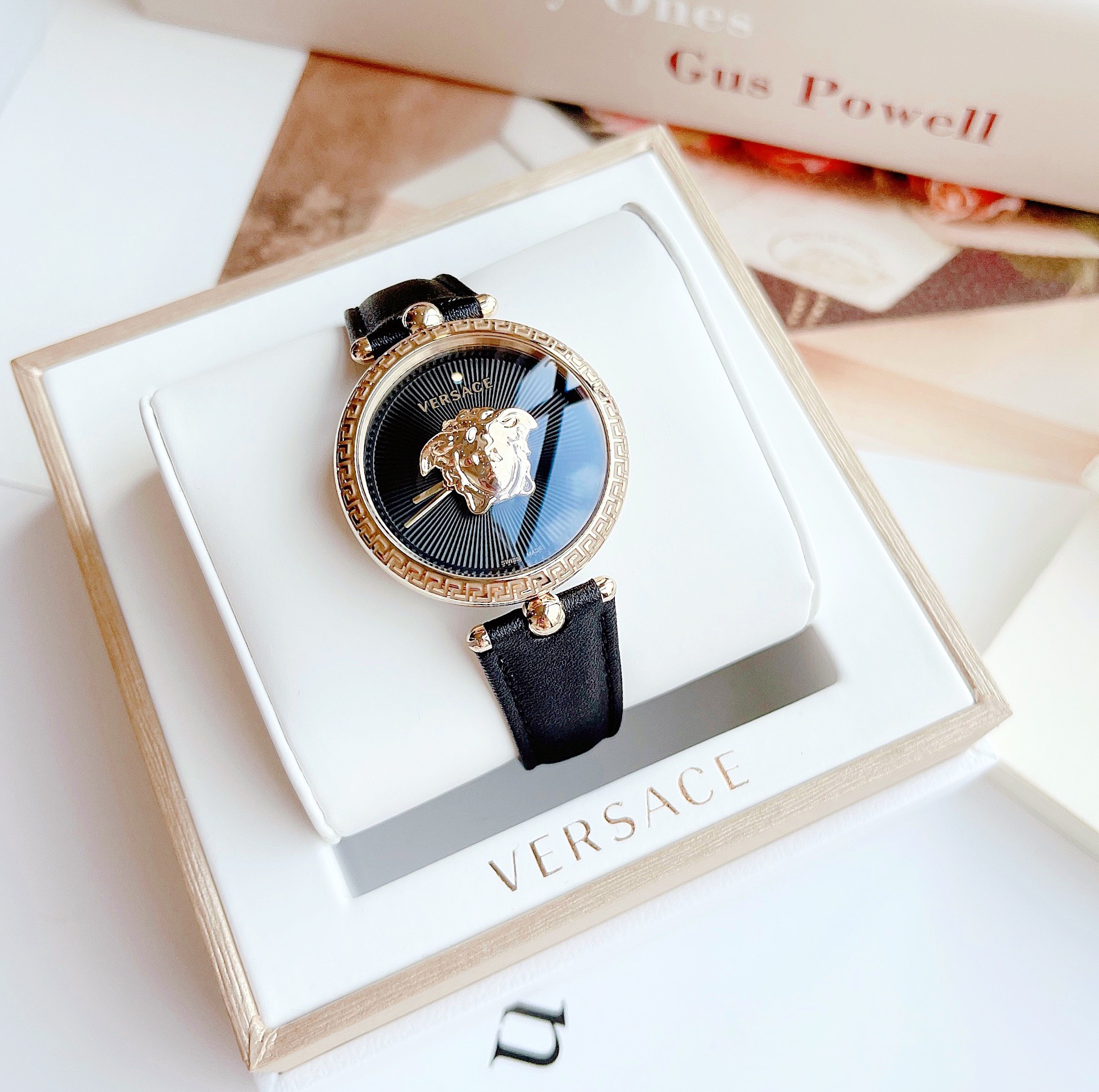 ng h n Versace VECQ00118 Palazzo Empire Watch 34mm ACAuthentic