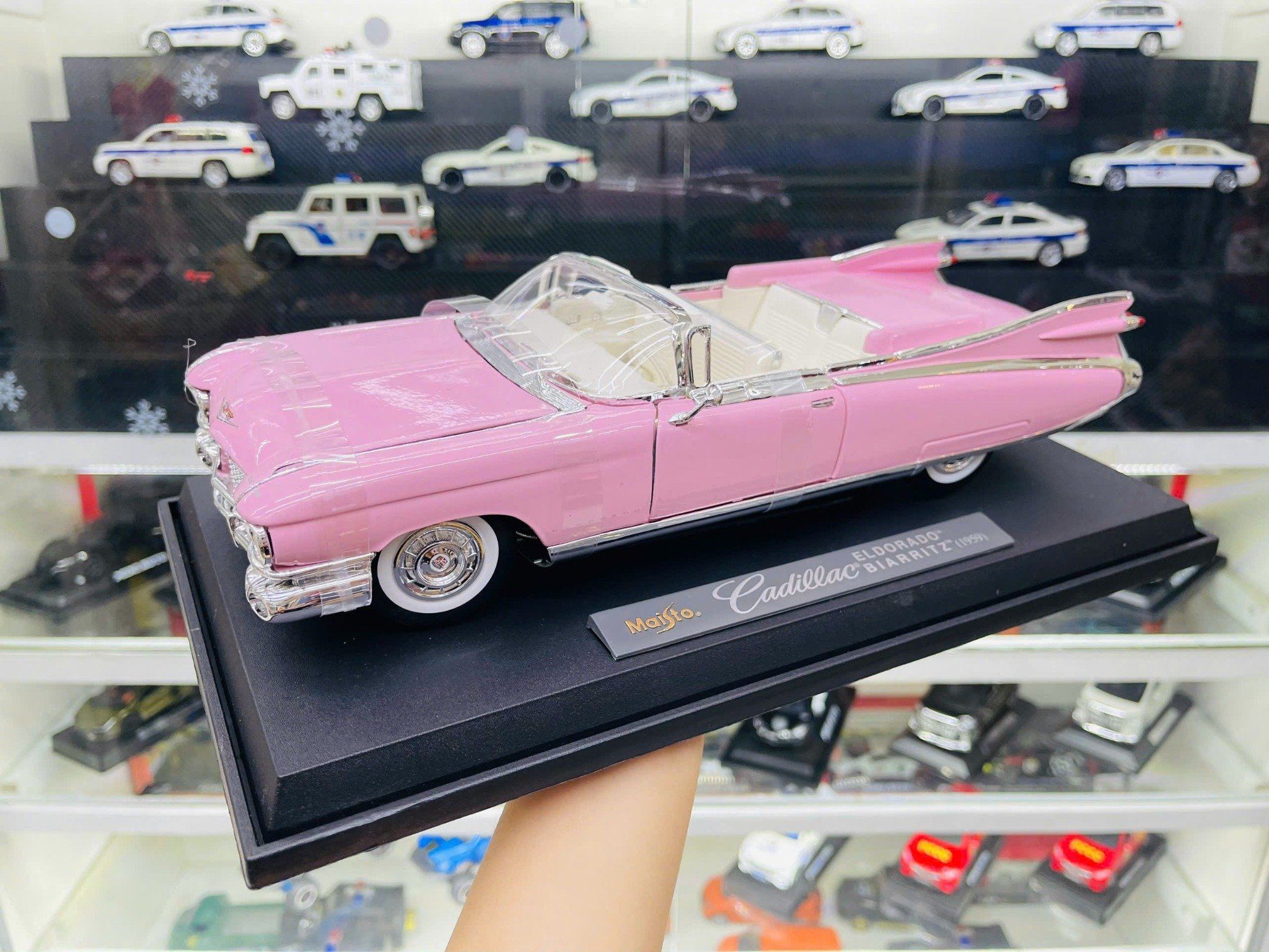  Xe mô hình Cadillac Eldorado Biarritz 1959 Pink full open 1:18 Maisto 36813 OT18014 