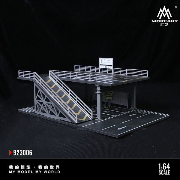  Hộp trưng bày mô phỏng B-Steel frame structure platform parking scene tỉ lệ 1:64 More Art MO923006 