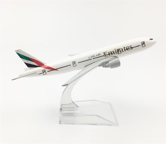  Mô hình máy bay Emirates Boeing B777 16cm MB16060 