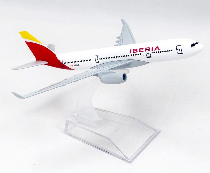  Mô hình máy bay IBERIA Airlines Airbus A330-200 16cm MB16120 