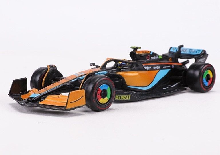  Mô hình xe đua F1 McLaren MCL36 2022 #3 - #4 Hybrid 1:43 Bburago OT023 