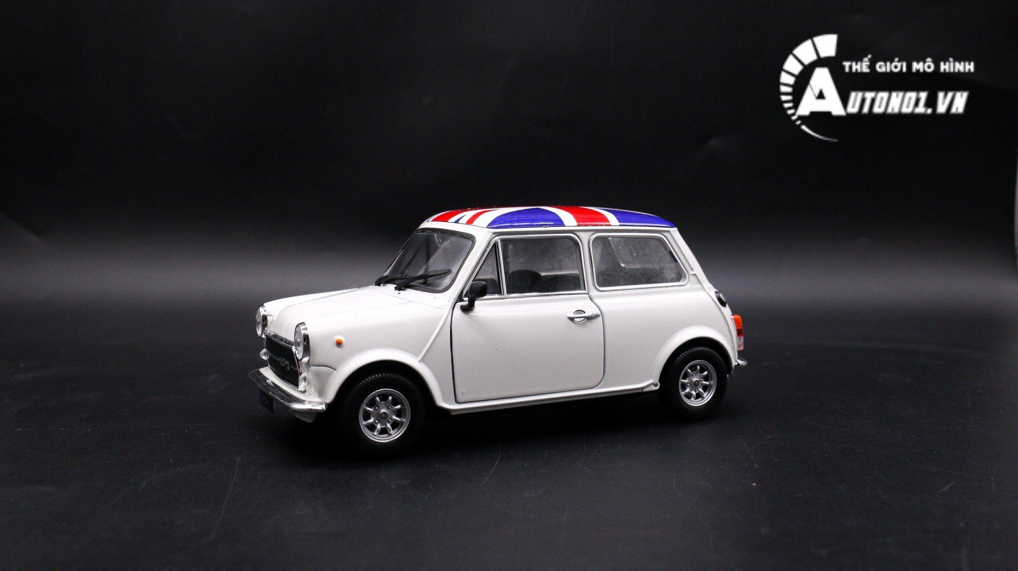  Mô hình xe Mini Cooper 1300 1:24 Welly 1191 