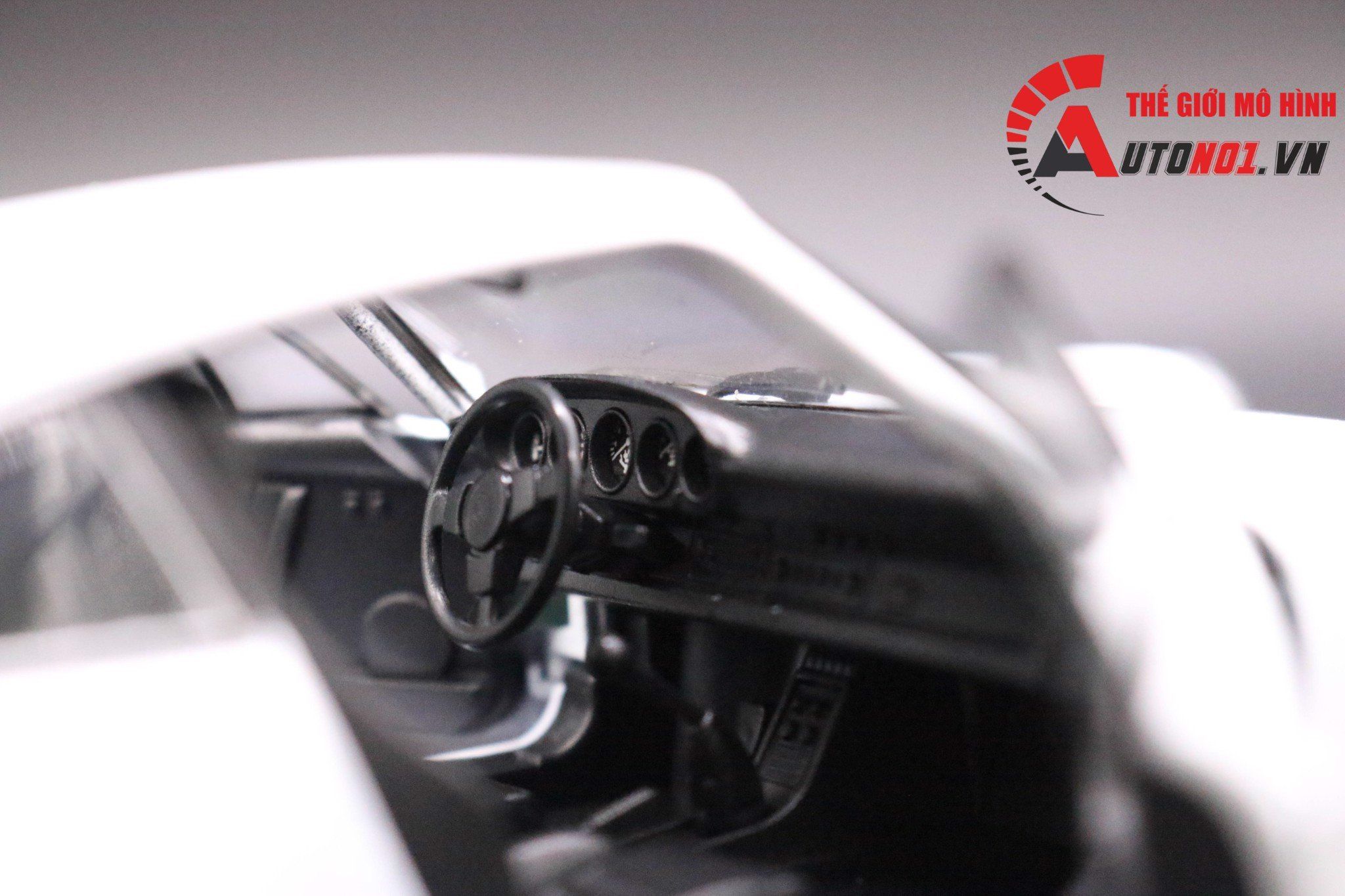  Mô hình xe Porsche 911 Turbo tỉ lệ 1:24 Welly OT043 