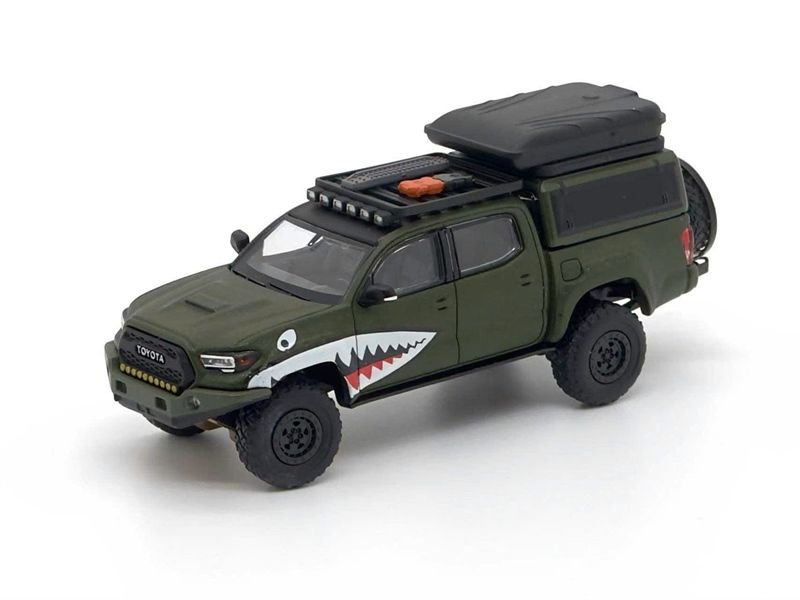  Mô hình Toyota Tacoma Green Shark Livery Luggage Version with shock absorbers tỉ lệ 1:64 Unique Model OT64112 