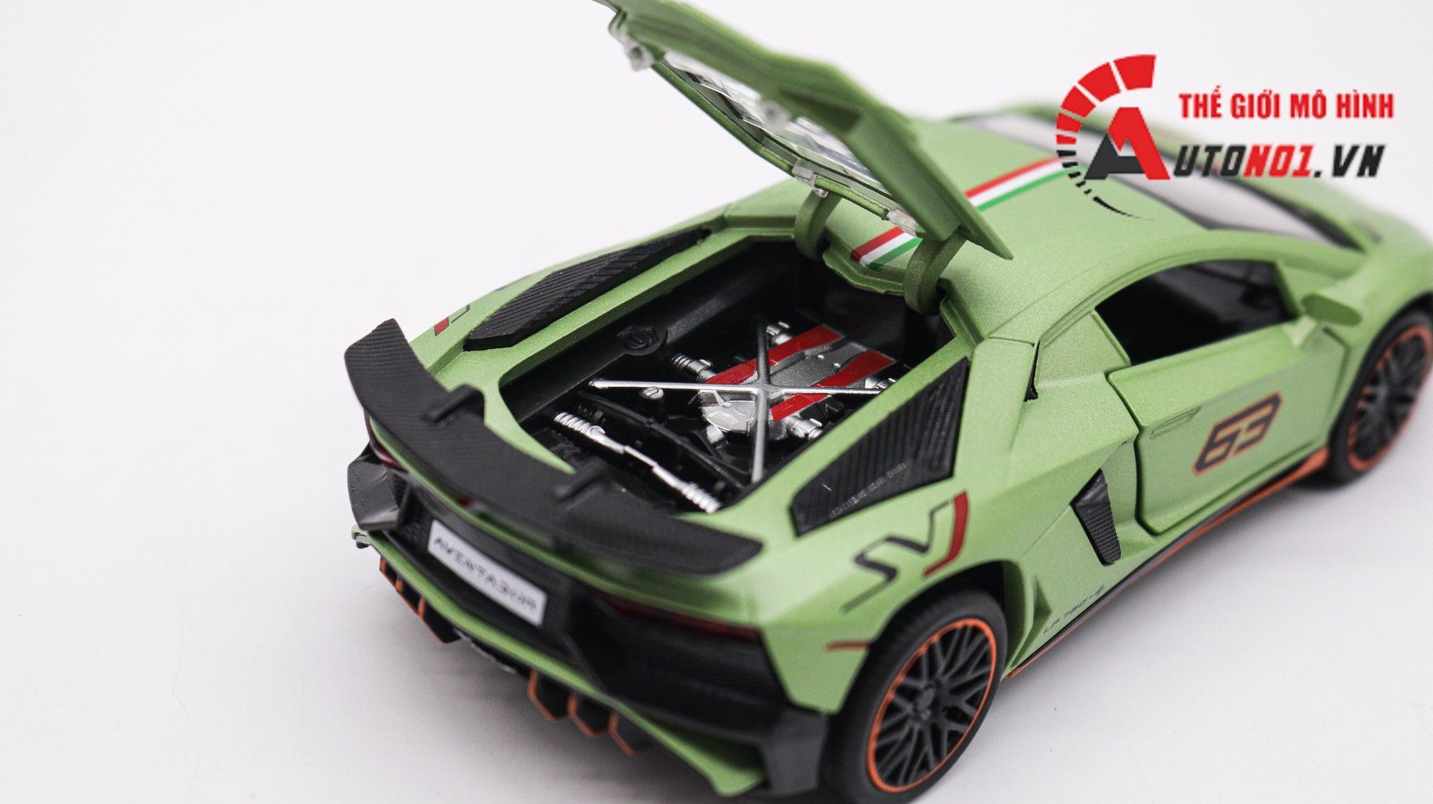  Mô hình xe Lamborghini Aventador LP780-4 SVJ tỉ lệ 1:32 Miniauto OT307 