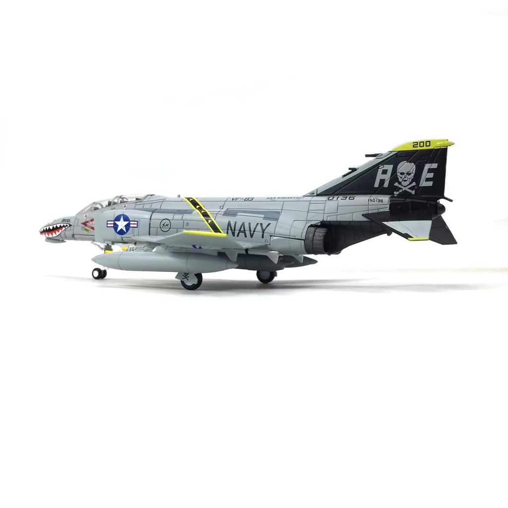 Mô hình máy bay chiến đấu F-4 USAF NAVY 0136 VF 83 tỉ lệ 1:100 Ns models MBQS023