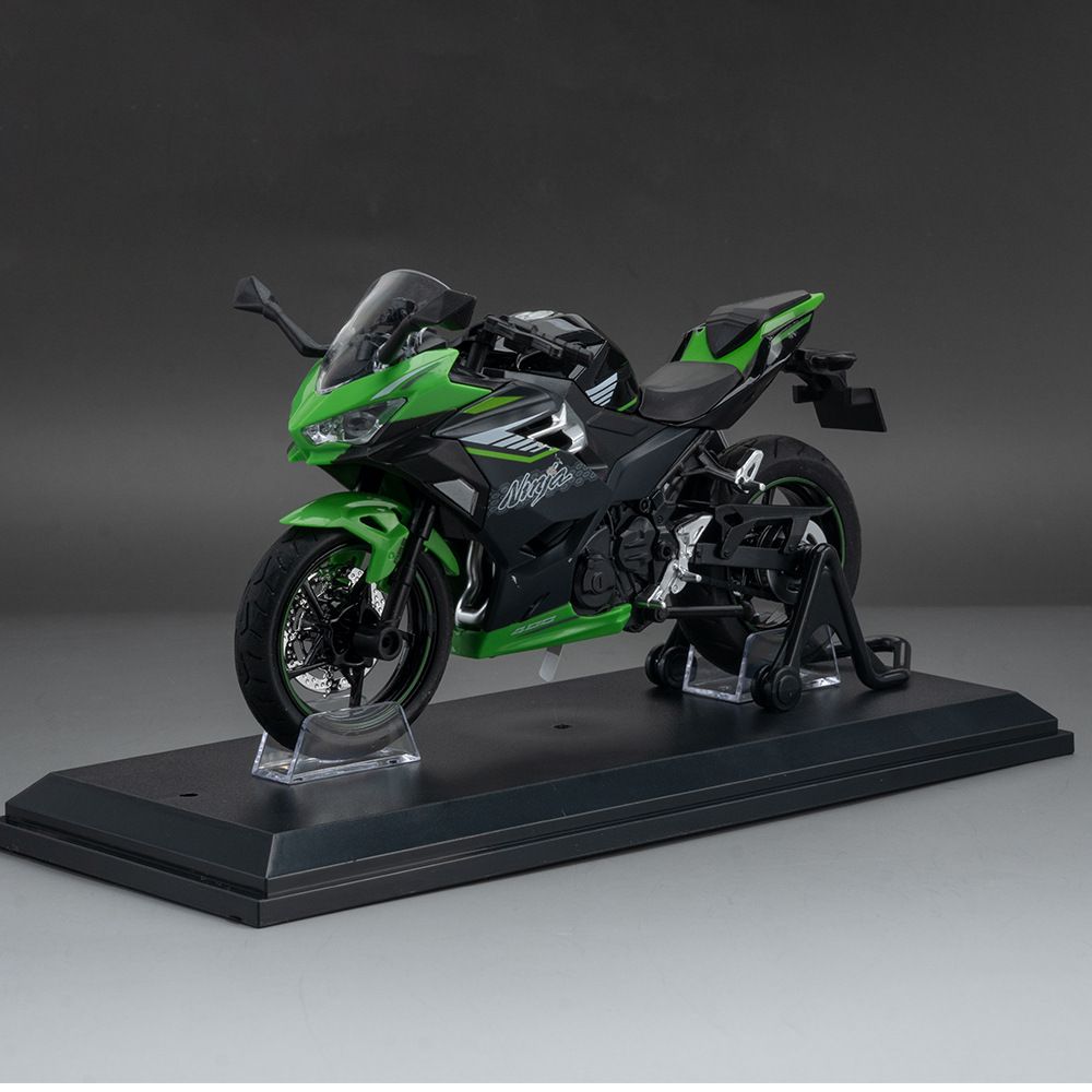  Mô hình xe Kawasaki Ninja 400 có đế tỉ lệ 1:12 Huayi Alloy MT060 