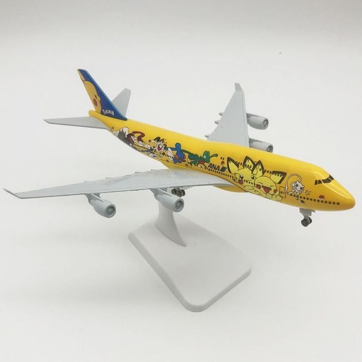  Mô hình máy bay ANA Pikachu Boeing B747 kích thước 20cm MB20092 