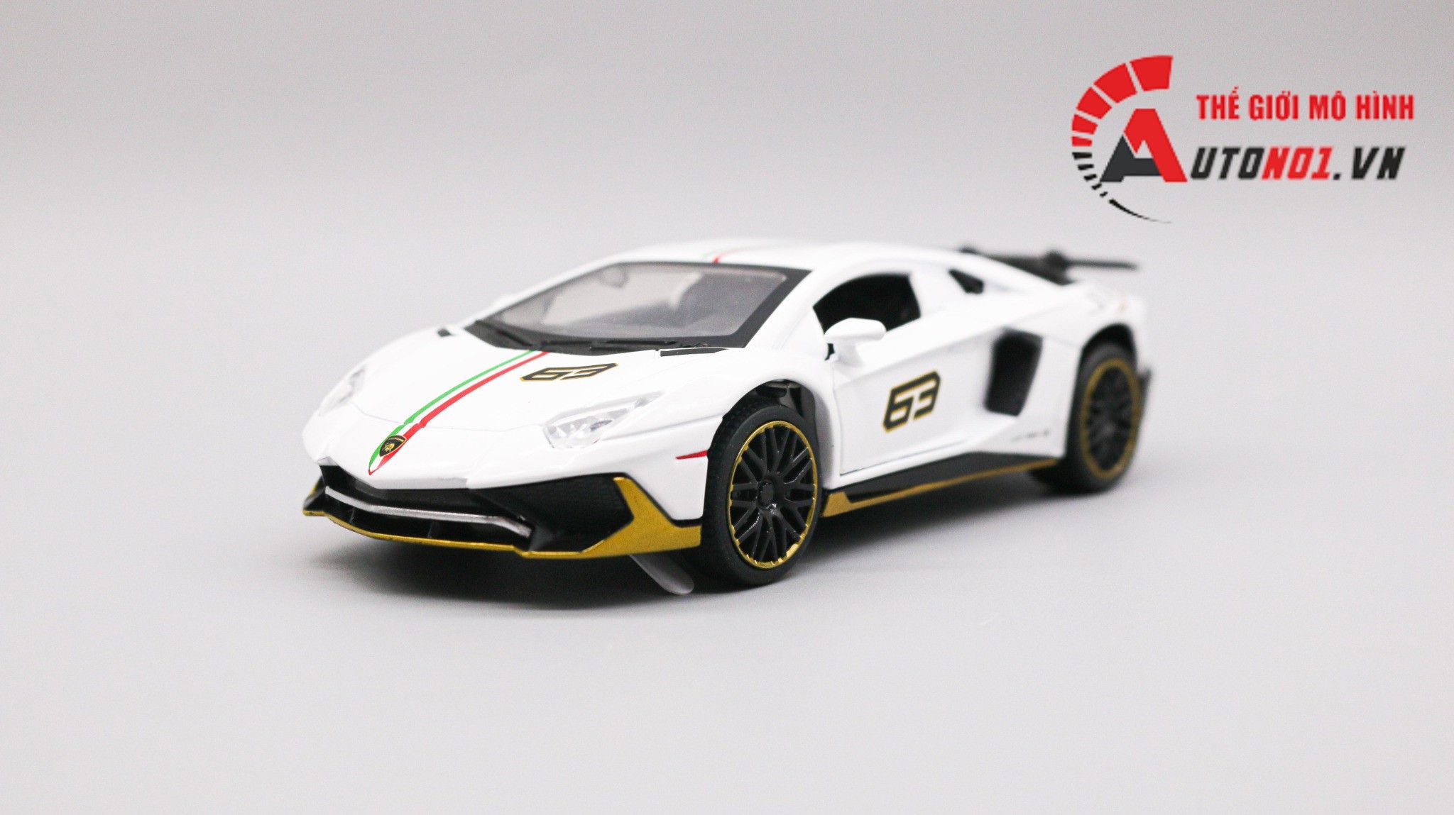  Mô hình xe Lamborghini Aventador LP780-4 SVJ tỉ lệ 1:32 Miniauto OT307 