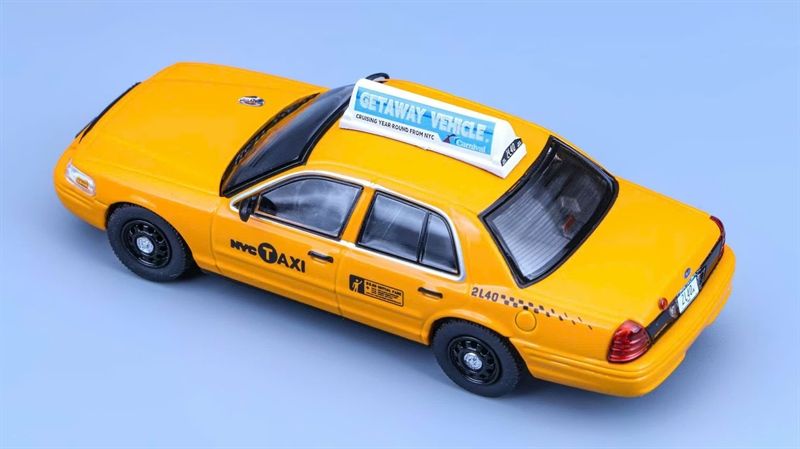  Mô hình xe Rollin Ford Crown Victoria NYC Yellow Cab TAXI NEW YORK CITY tỉ lệ 1:64 OT64132 