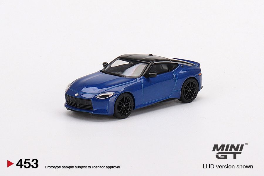 Mô hình xe Nissan Z Performance 2023 Seiran Blue tỉ lệ 1:64 MiniGT 