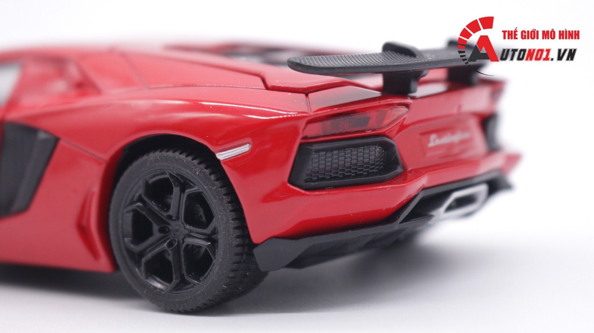  Mô hình xe Lamborghini Aventador LP740 tỉ lệ 1:32 Ty Models OT306 