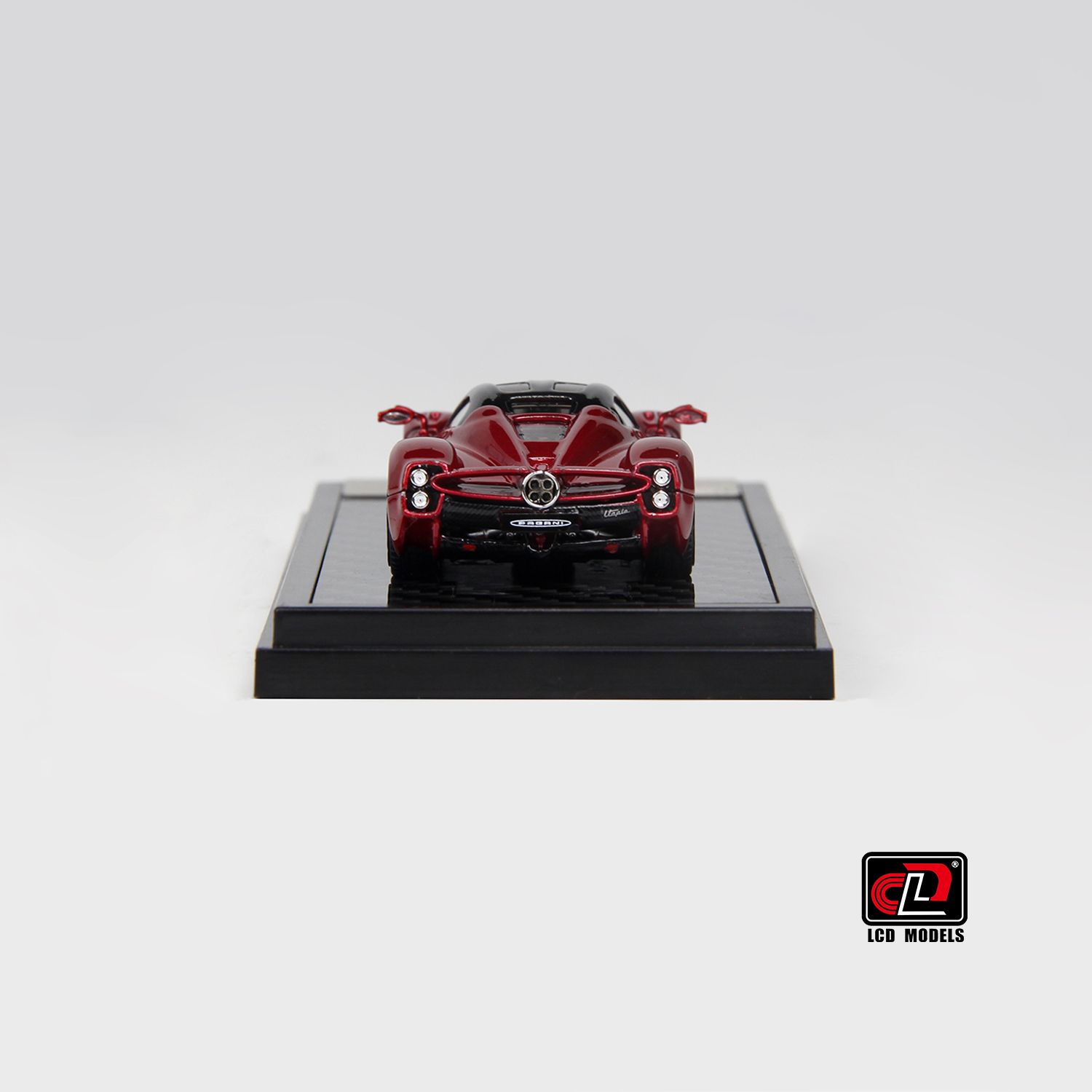  Mô hình xe Pagani Utopia Coupe tỉ lệ 1:64 LCD Models LCD64039 