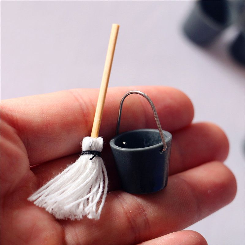 Phụ kiện decor mô hình Bộ Xô Cây Lau Nhà DE044