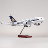  Mô hình máy bay Singapore Airline Airbus A380 47cm 1:130 có đèn led tự động theo tiếng vỗ tay hoặc chạm MB47005 