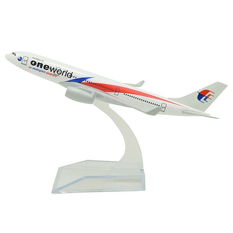  Mô hình máy bay Malaysia Airline One World Airbus A330 16cm MB16117 