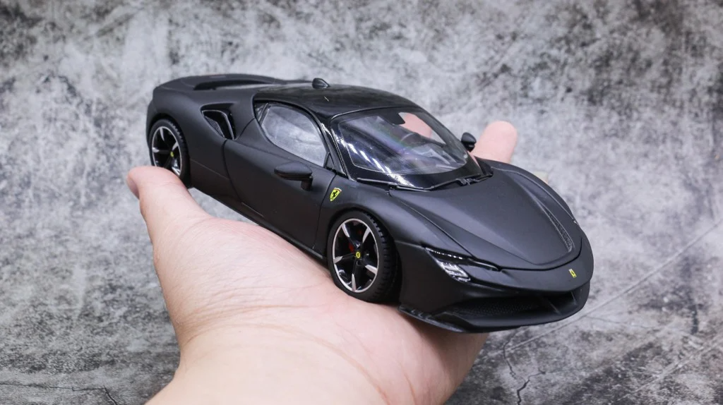  Mô hình xe Ferrari Sf90 Stradale đánh lái được full open 1:24 Bburago OT577 